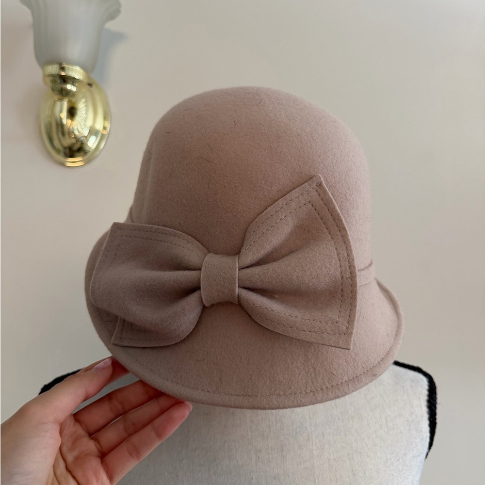 Aldo Tan Cloche Hat with Ribbon